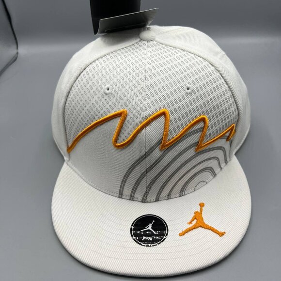 Jordan Other - Air‎ Jordan Hat Men 7 7/8 White AF1 Jumpman Fitted Cap New